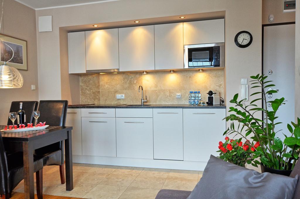 Tartaczna Deluxe Apartments Гданск Екстериор снимка