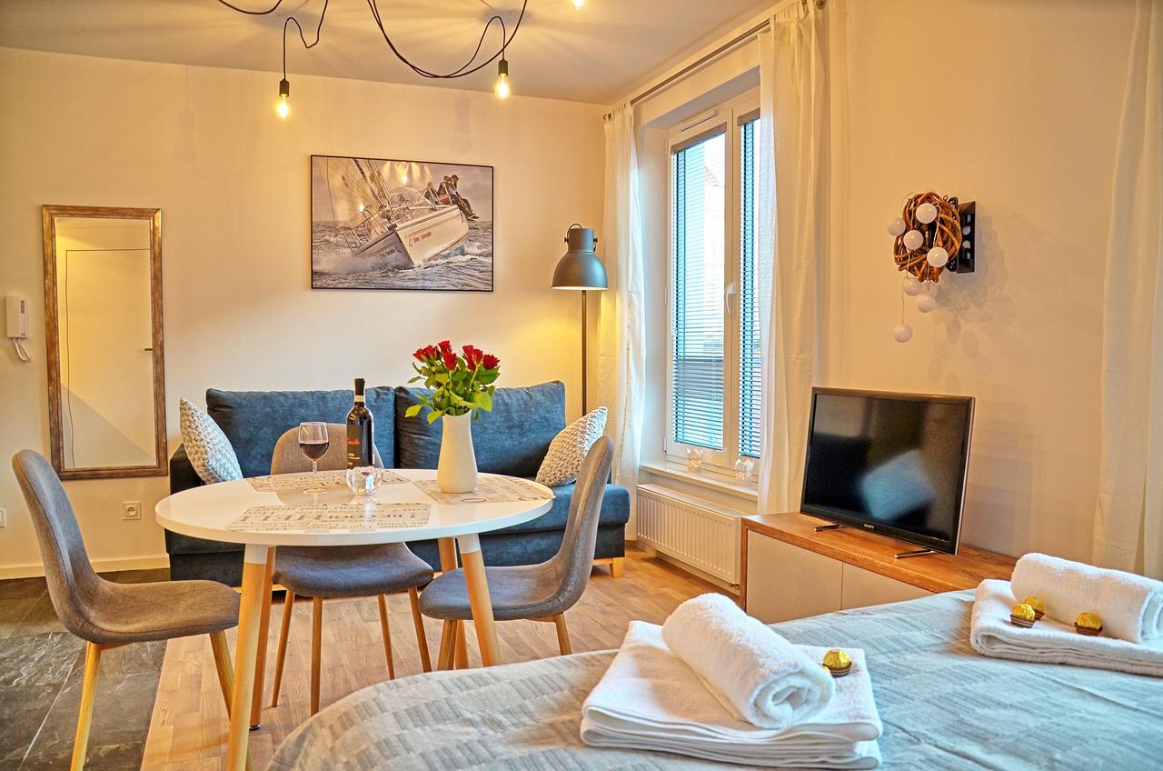 Tartaczna Deluxe Apartments Гданск Екстериор снимка