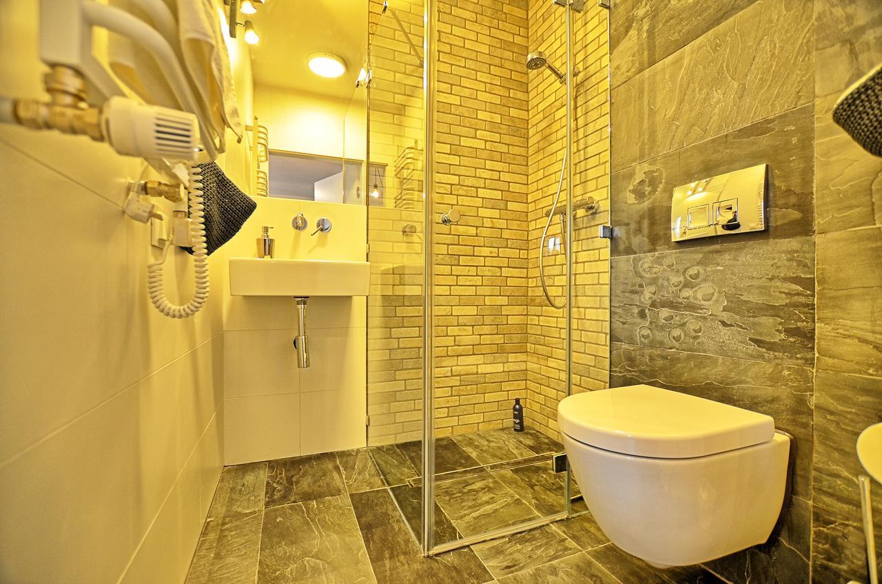 Tartaczna Deluxe Apartments Гданск Екстериор снимка